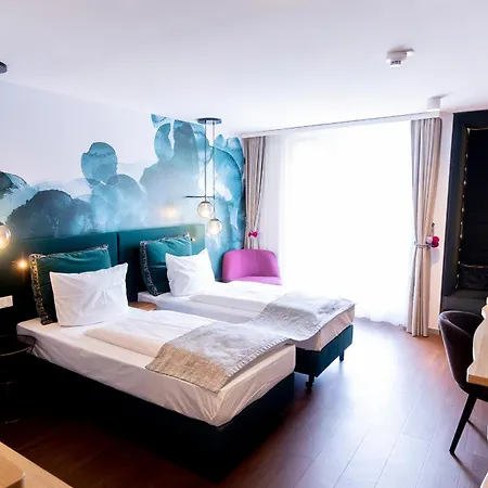 Dormero Hotel Freiburg-2